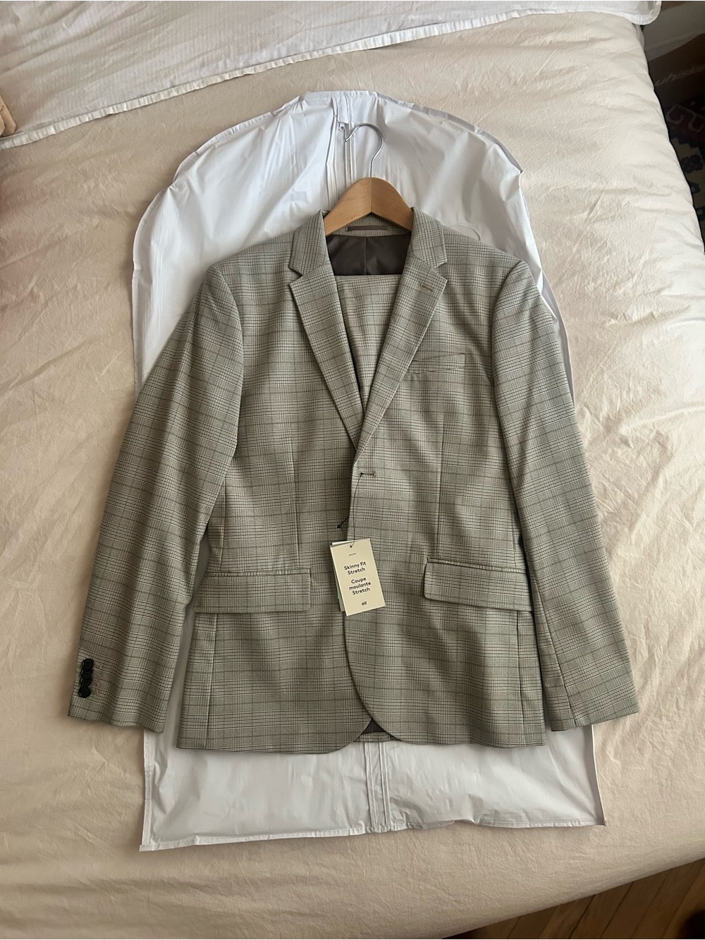 NWT H&M Men's Gray Plaid Suit Jacket - Subtle Check